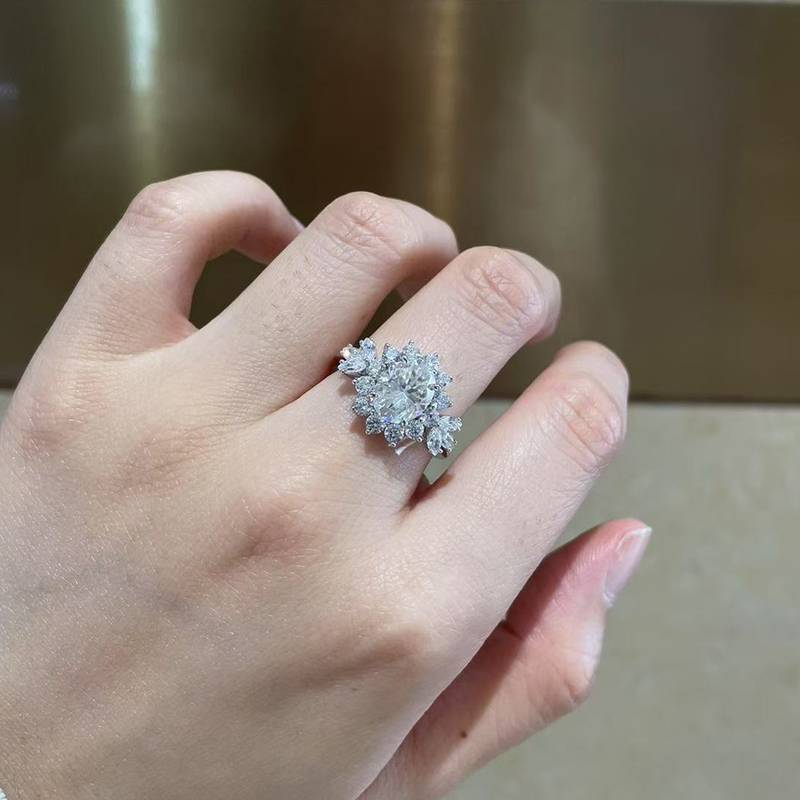 蛋形Women's RingS925银镀白金定制选款主石Moissanite2.0ct/副石高碳钻